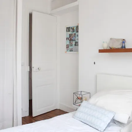 Bright 2-room In The 15th Appartamento