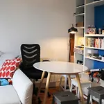 Bright 2-Room In The 15Th